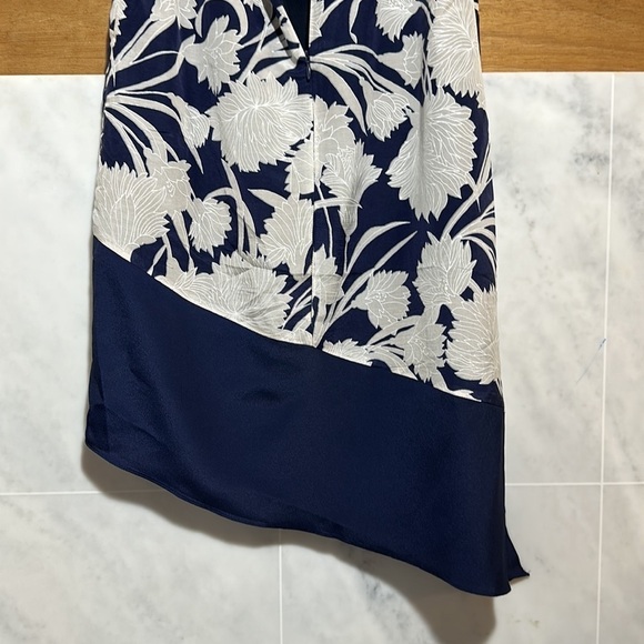 Club Monaco Quynh Blue Floral Asymmetrical Dress Size 2 Sleeveless - Picture 9 of 16